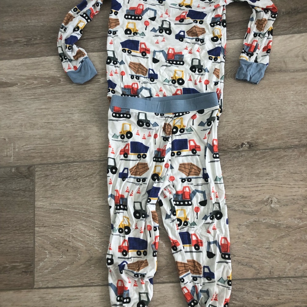 Little Sleepies PJ set & Little Sleepies Play shirt - Picture 3 of 3